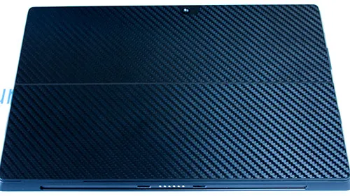 Surface PRO2背面デザインフィルム貼った後