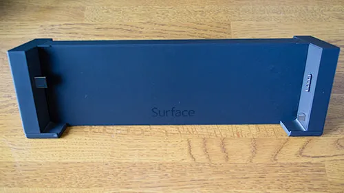 Surfaceドッキングステーション1
