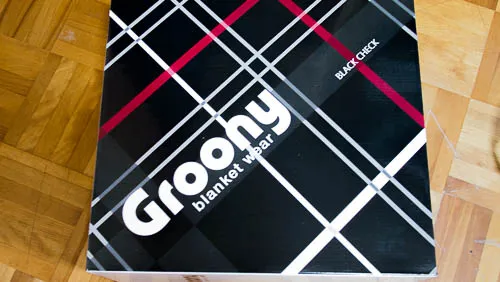 Groony 着る毛布のパッケージ
